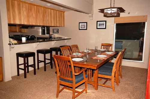 1173 Timber Lane image 9